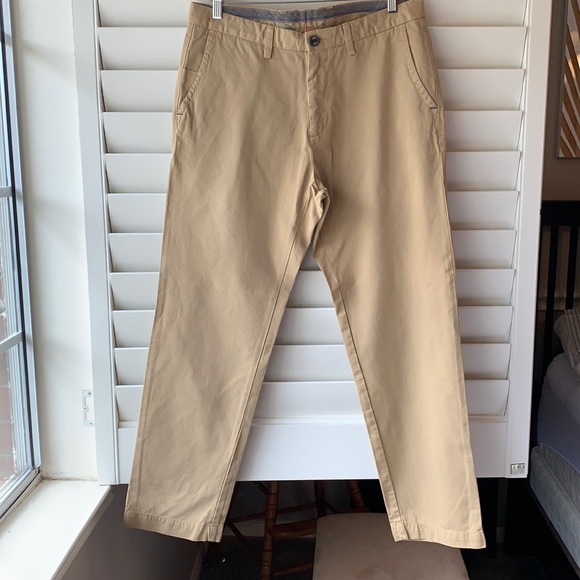 Tommy Bahama flat front khaki pant - Picture 1 of 4